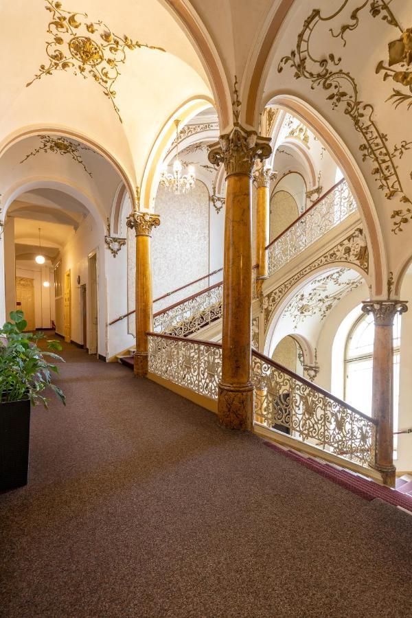 Hotel Slovan Plzeň Exterior foto