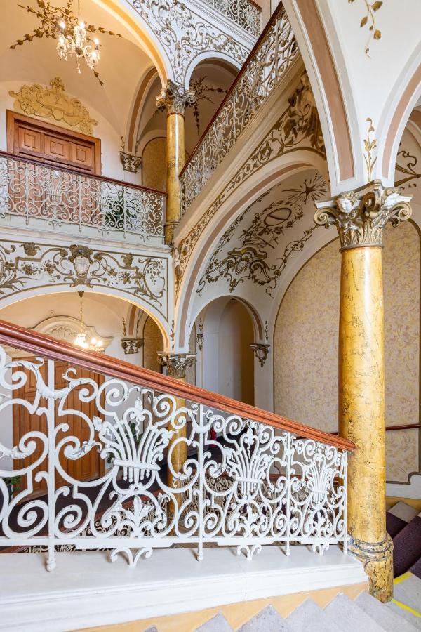 Hotel Slovan Plzeň Exterior foto